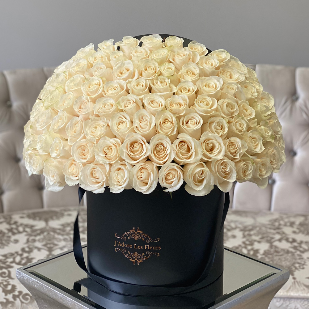 Signature Gold Roses - JLF Las Vegas