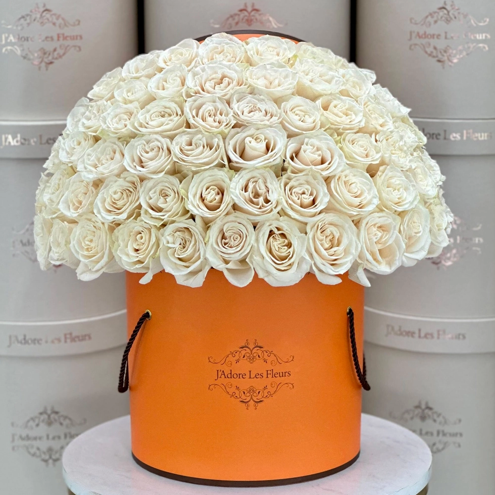 Signature Roses in Orange Box